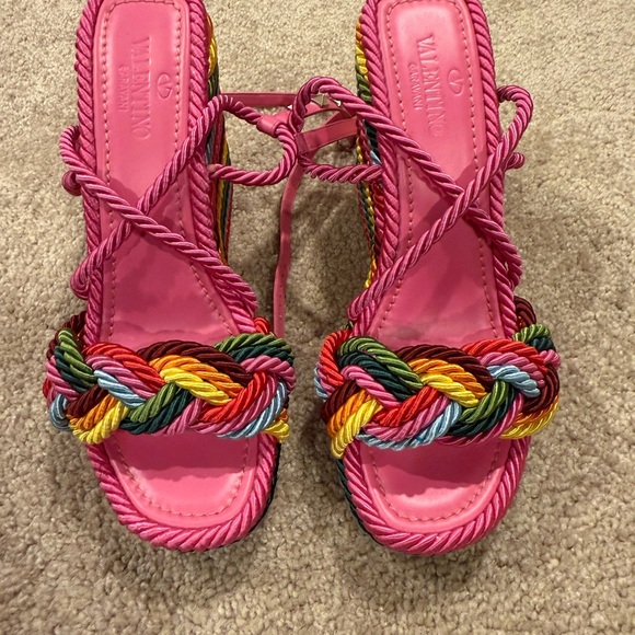 Valentino Rockstud Rainbow Wedge - MINT CONDITION - Size 38 - Picture 2 of 7